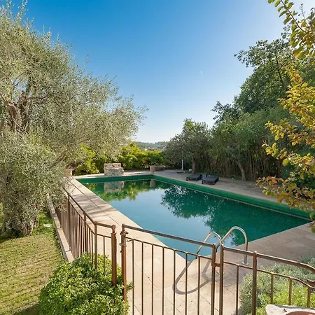 Mas Provencal D'exception Le Lezard Bleu Apartment